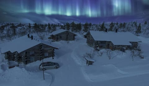 Sielikkö Aurora Log Apartments Chalet in Lapland