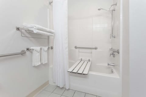 Bathroom, Photo of the whole room, On site