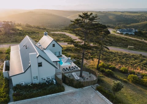 Sky Villa Boutique Hotel by Raw Africa Collection Hotel in Plettenberg Bay