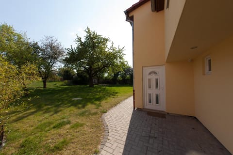 Property building, Facade/entrance, Spring, Garden