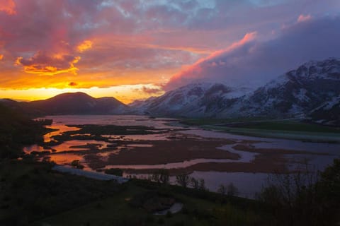 Spring, Natural landscape, On site, Sunset