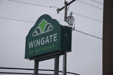 Wingate by Wyndham Baltimore BWI Airport Hotel in Glen Burnie