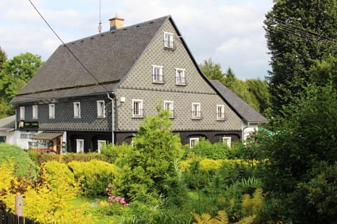 Property building, Garden