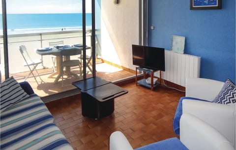 Beautiful Apartment In Carnon Plage With House Sea View Condominio in Mauguio