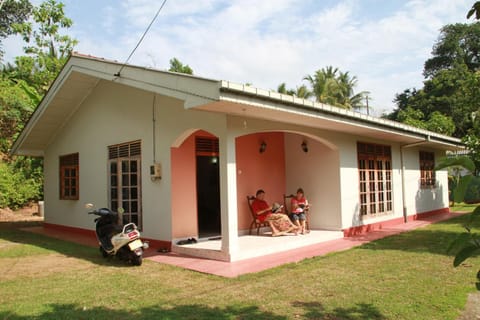 Anjana Villa House in Hikkaduwa
