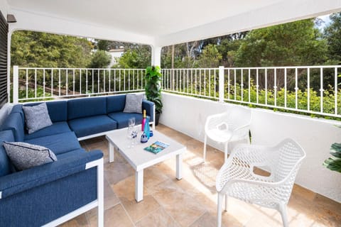 Patio, Balcony/Terrace, Seating area