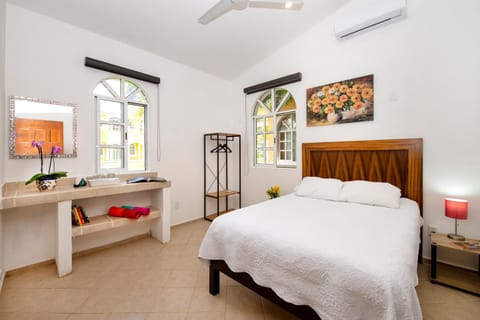 Orquideas Villas & Studios at Country House House in Cancun