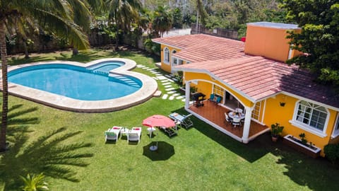 Orquideas Villas & Studios at Country House Casa in Cancun