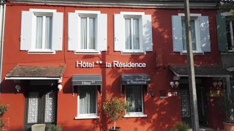 Hôtel La Résidence Hotel in Villeneuve-sur-Lot