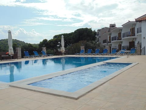 Skiathos Diamond Apartment hotel in Kolios