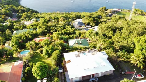 Property building, Neighbourhood, Natural landscape, Bird's eye view, Sea view