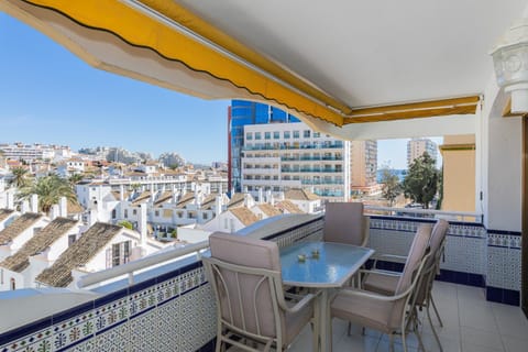 Balcony/Terrace, City view, Street view