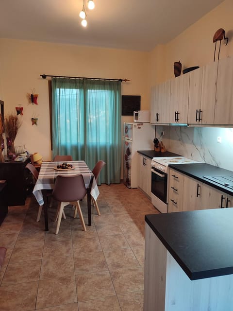 Cosy apartment in Stoupa Apartamento in Messenia