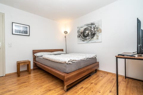 Apartment und WG-Doppelzimmer Sonnenhalde Appartamento in Tübingen