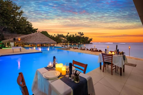 Food and drinks, Dining area, Food, Pool view, Sea view, Swimming pool, Drinks, Alcoholic drinks, Sunset