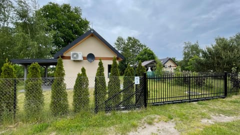 Domek pod Debami Nature lodge in Pomeranian Voivodeship