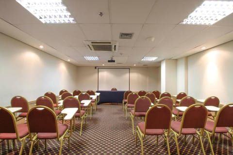 Meeting/conference room