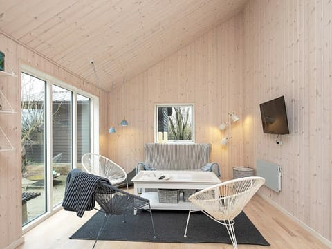 9 person holiday home in Hj rring House in Lønstrup