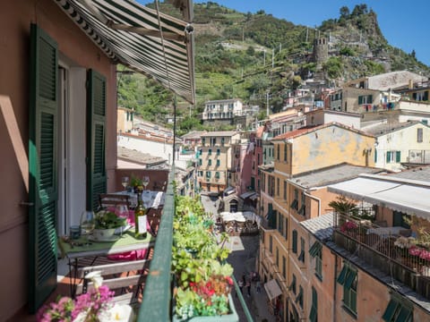 Balcony/Terrace, City view