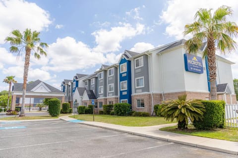 Microtel Inn & Suites by Wyndham Kingsland Naval Base I-95 Hotel in Camden County
