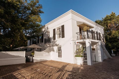 Maison Chablis Guest House Bed and Breakfast in Franschhoek