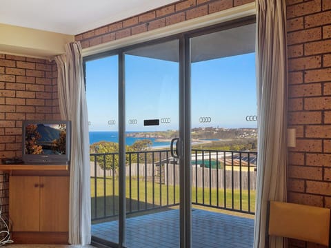 Grandview Apartment Ocean Views Apartment in Narooma