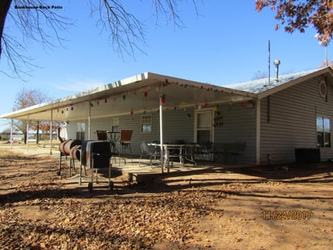 Arrowhead Point Lodge & Campground Campground/ 
RV Resort in Lake Texoma