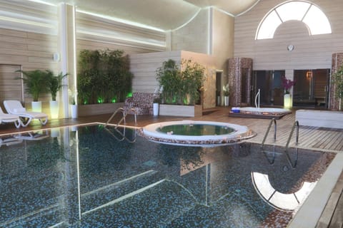 Spa and wellness centre/facilities, Swimming pool