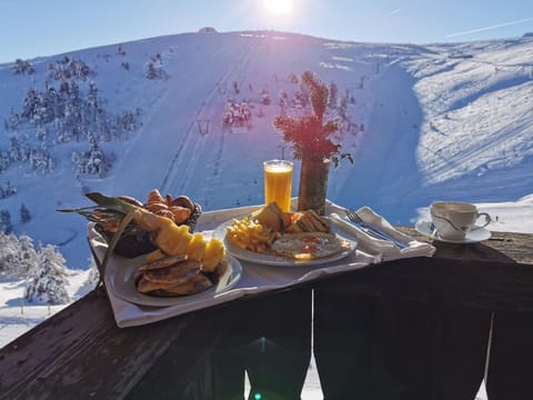 Skiing, View (from property/room), Breakfast, Breakfast