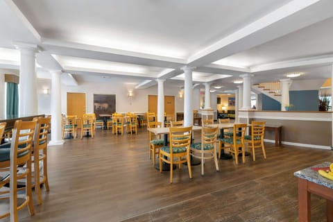 Best Western PLUS Executive Court Inn & Conference Center Hotel in Manchester