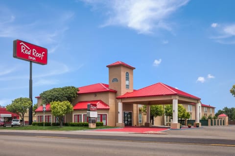 Red Roof Inn Dumas Motel in Oklahoma