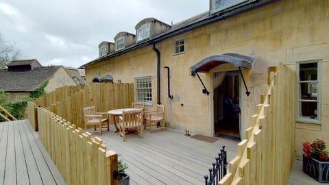 Property building, Garden, Garden view