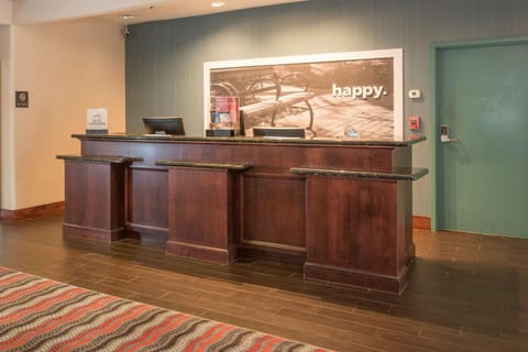 Hampton Inn & Suites Dayton-Airport Hotel in Dayton