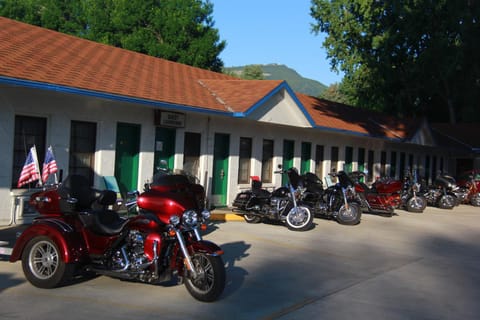 Sunrise Motor Inn Motel in Cody