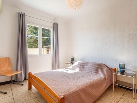 Holiday Home La Pitchoune by Interhome House in Six-Fours-les-Plages