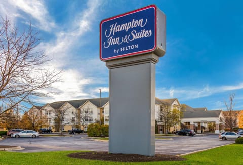 Hampton Inn & Suites Chicago-Hoffman Estates Hotel in Schaumburg