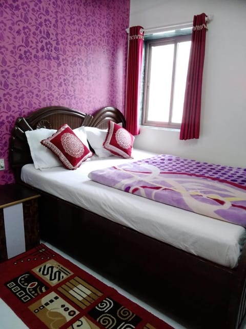 Om Datta Krupa Niwas Cottage Vacation rental in Mahabaleshwar