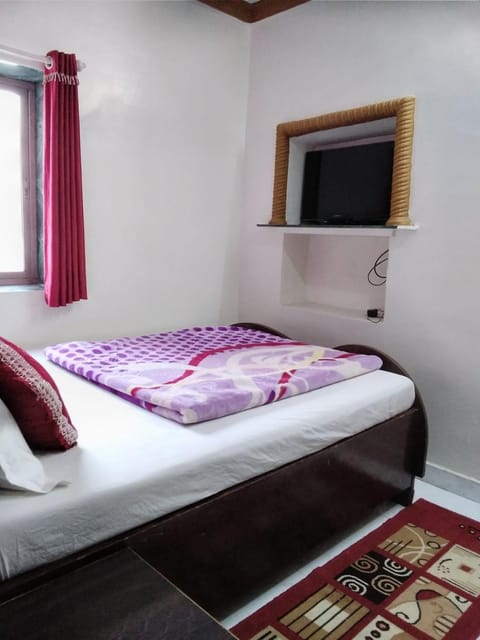 Om Datta Krupa Niwas Cottage Vacation rental in Mahabaleshwar