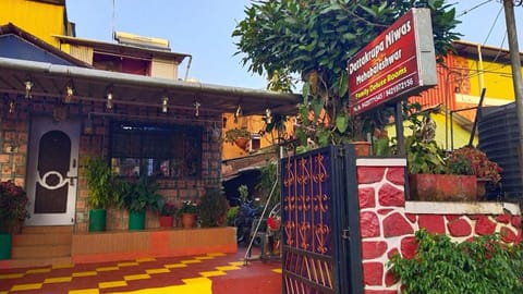 Om Datta krupa Niwas house in Mahabaleshwar