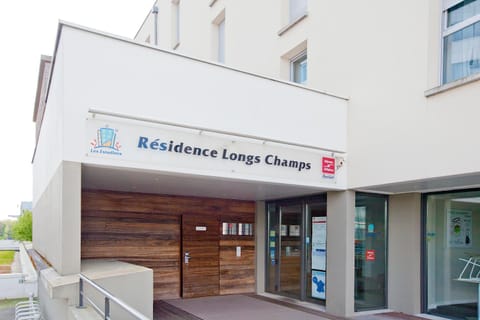Séjours & Affaires Rennes Longs Champs Appartement-Hotel in Rennes