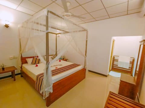 Photo of the whole room, Bedroom, bunk bed