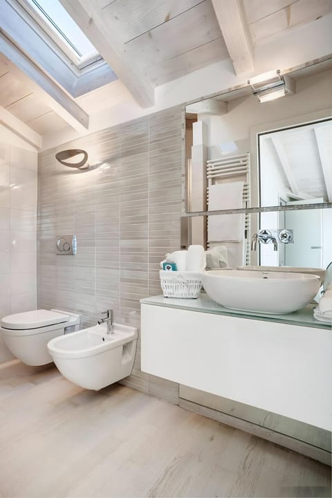 Bathroom, Living room