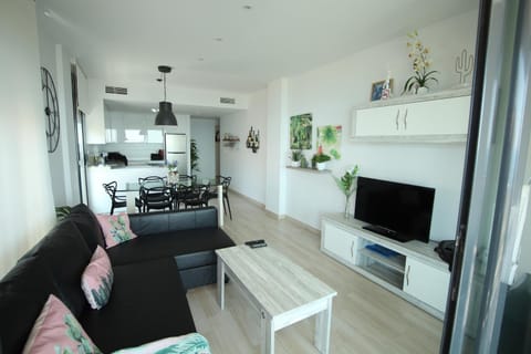 Luxury and Modern Beach Apartment with Sea Views Condominio in Torre La Mata
