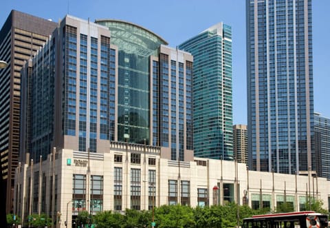 Embassy Suites by Hilton Chicago Downtown Magnificent Mile Hôtel in Streeterville