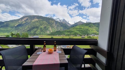 View (from property/room), Mountain view