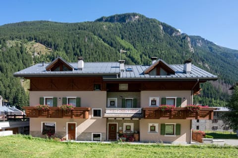Casa Le Rondini Apartment in Canton of Grisons