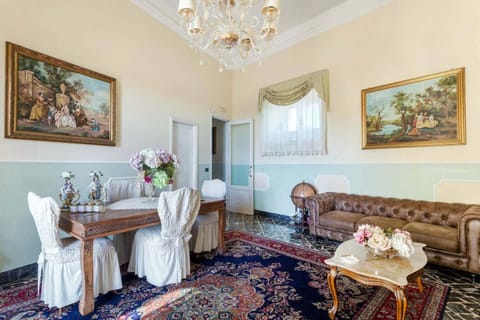 Palazzo Giovanni bed and breakfast Bed and Breakfast in Acireale
