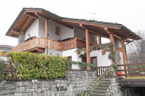 Casa tipica valdostana Apartment in Aosta Valley, Italy