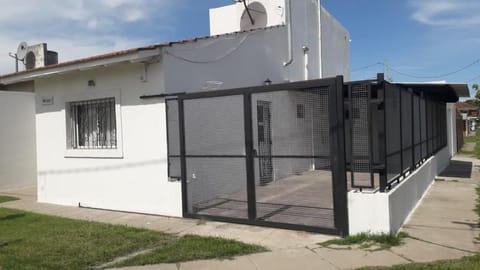 Casa Necochea Maison in Necochea