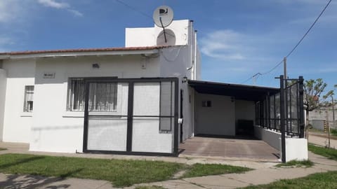 Casa Necochea Maison in Necochea